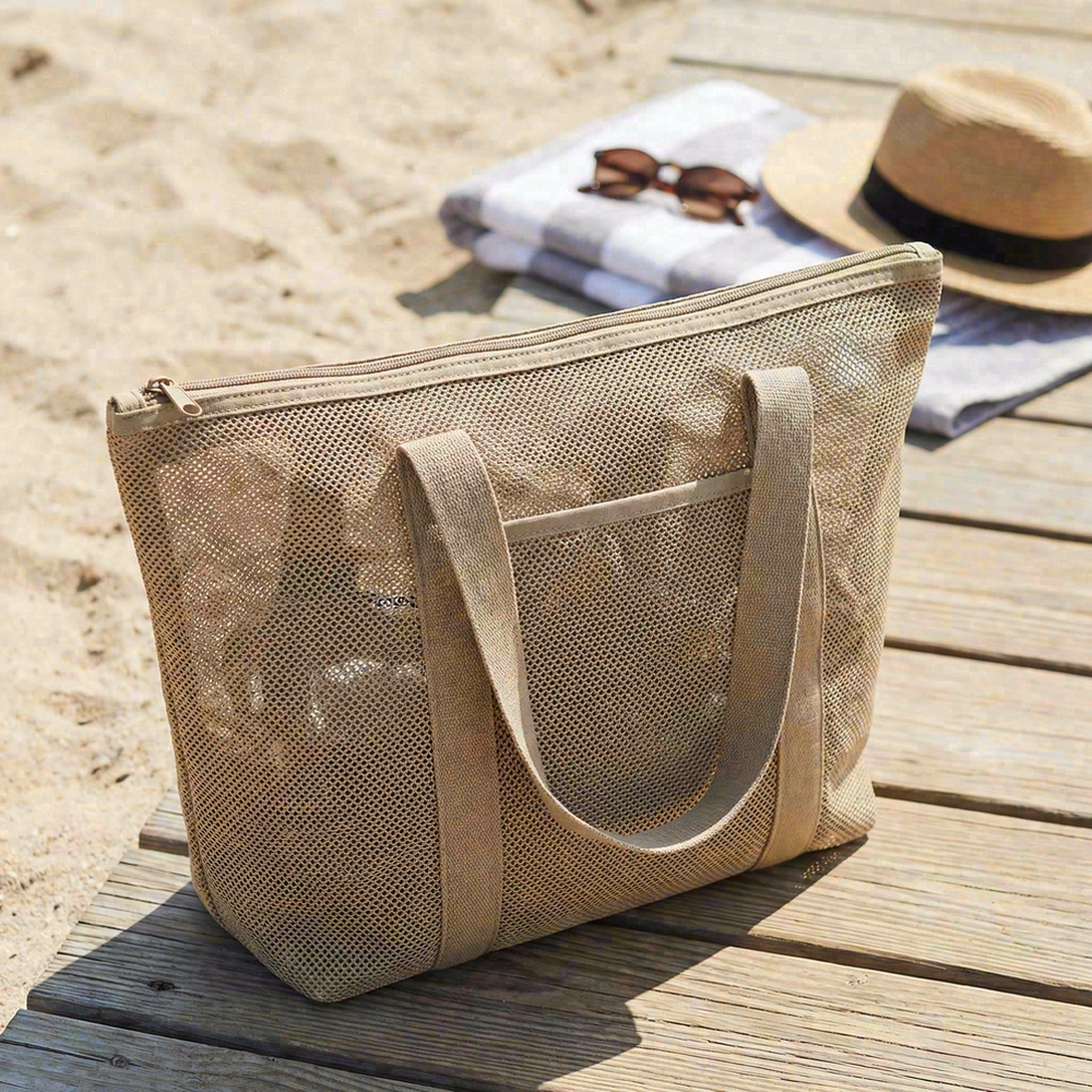 Mesh zipper-top tote for beach retail