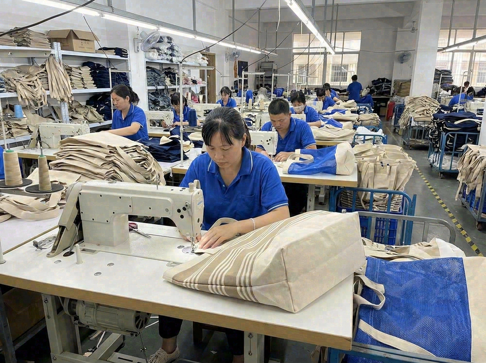 Oversized canvas beach tote