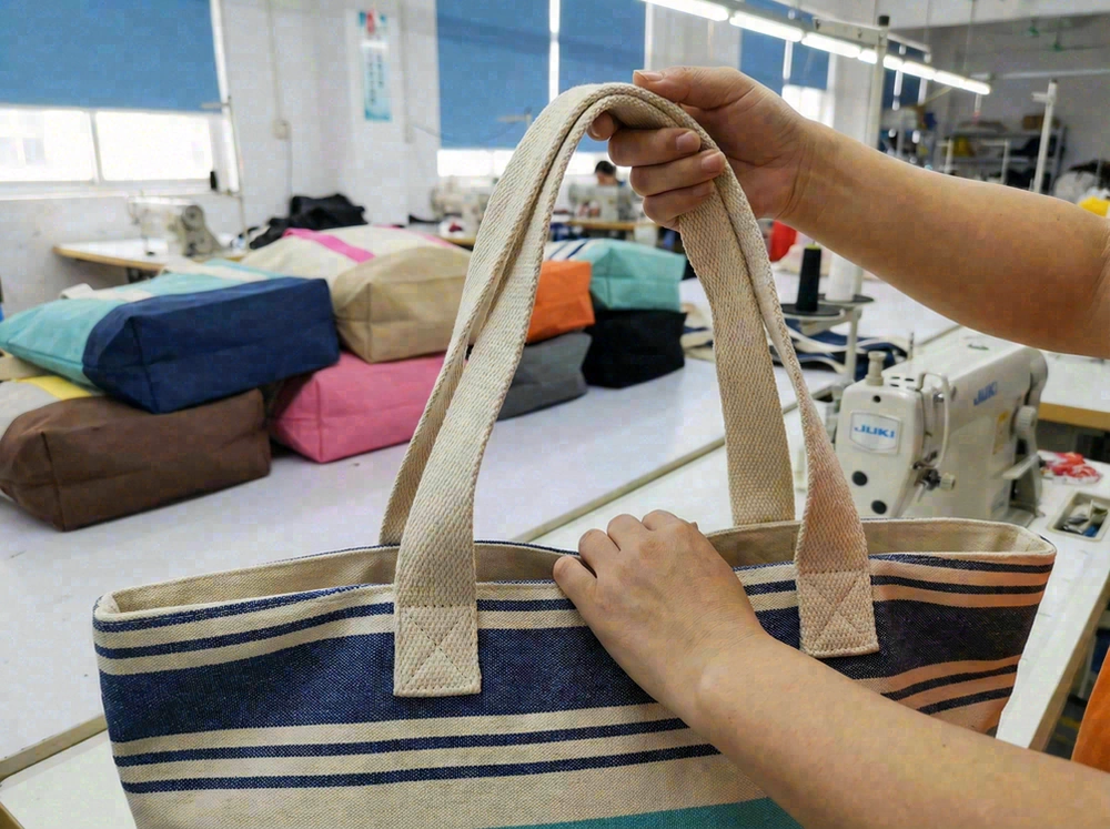 Reinforced handles on beach tote